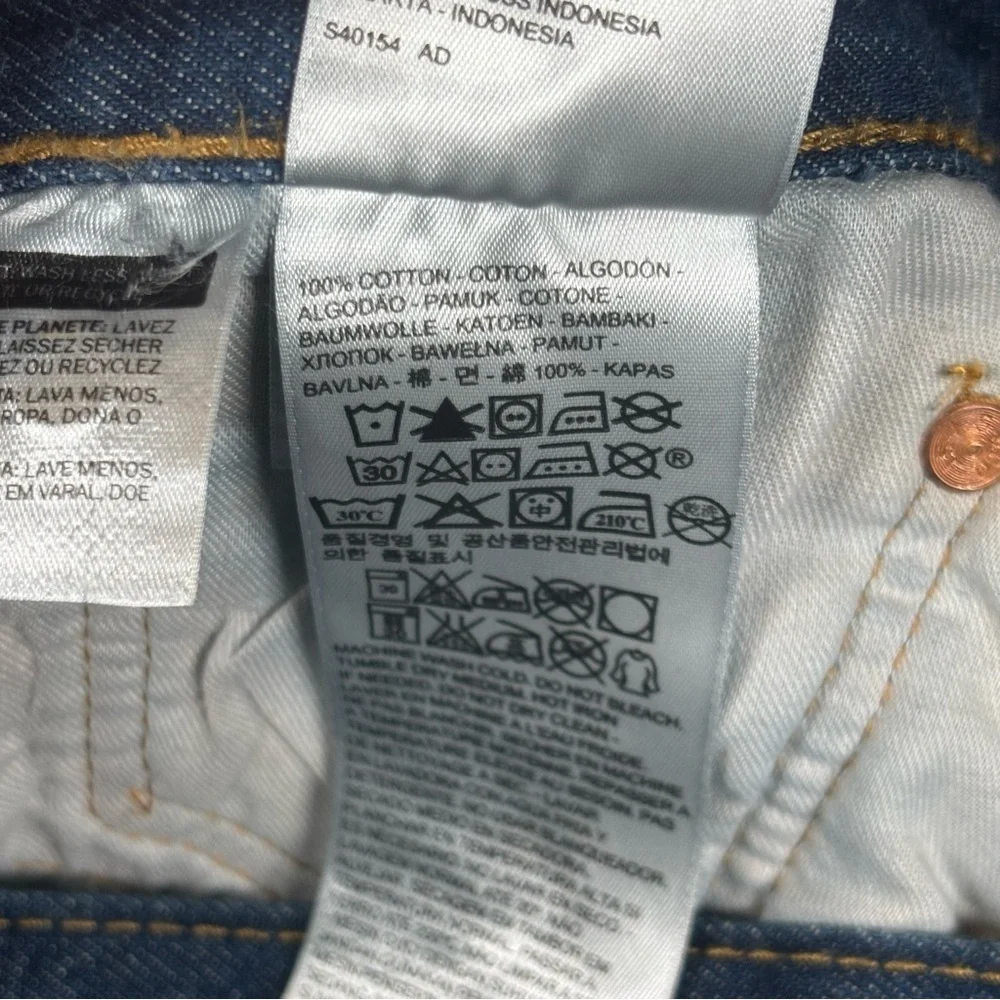 Levi's 501 Original Fit Button Fly Denim Jeans-Medium Wash-Men Size W46 L34